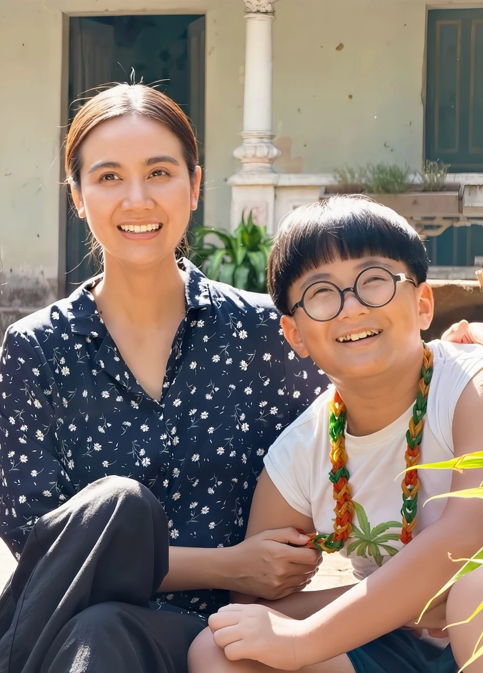 'Con trai' Huyền Lizzie khiến khán giả khóc 'Con trai' Huyền Lizzie khiến khán giả khóc