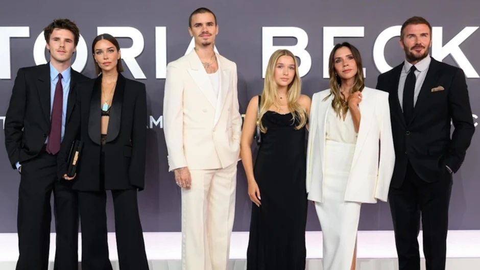 Con trai út nhà Beckham tập trung vào âm nhạc giữa lúc Brooklyn cắt đứt quan hệ gia đình Con trai út nhà Beckham tập trung vào âm nhạc giữa lúc Brooklyn cắt đứt quan hệ gia đình