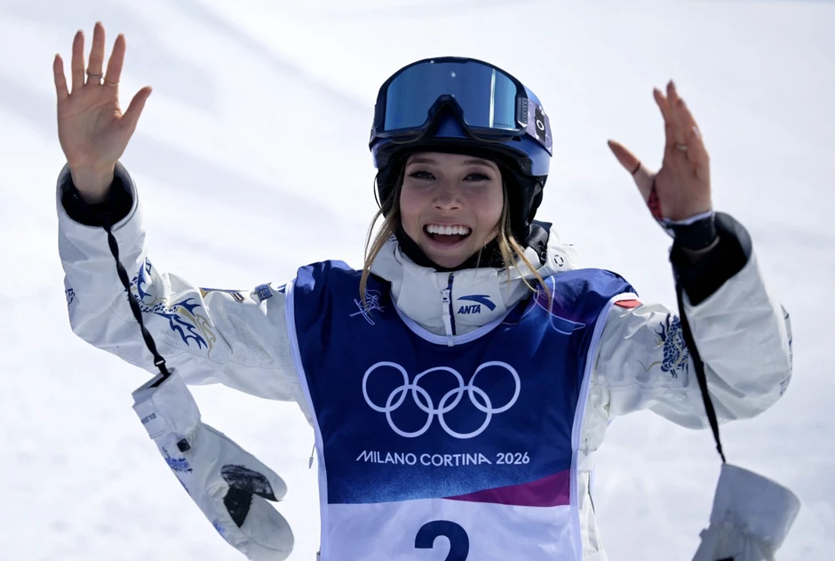 'Công chúa tuyết' Eileen Gu tiết lộ điều đặc biệt sau 6 lần giành huy chương Olympic 'Công chúa tuyết' Eileen Gu tiết lộ điều đặc biệt sau 6 lần giành huy chương Olympic