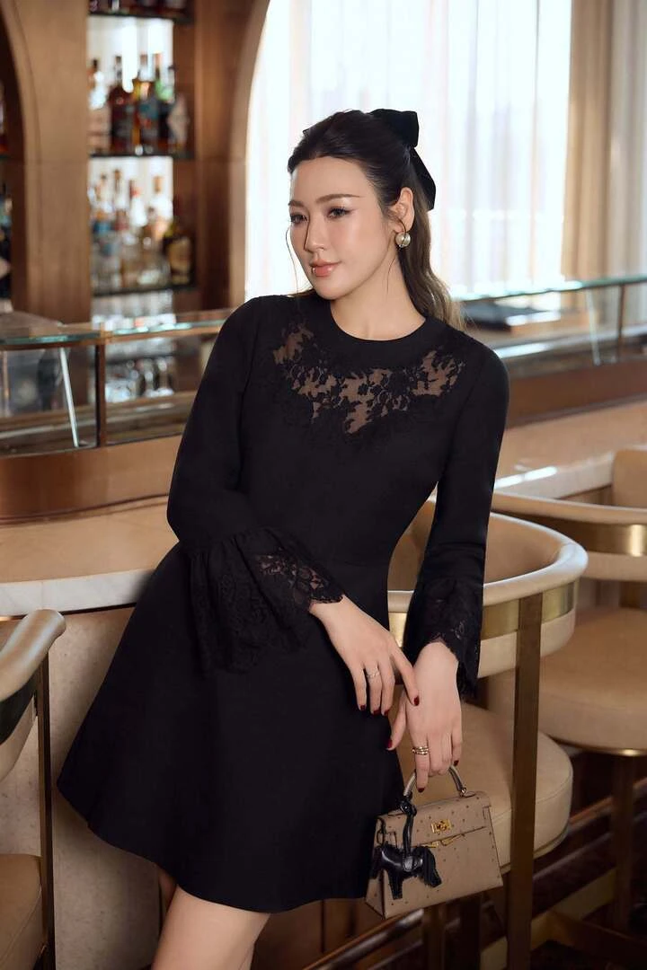 Cuộc sống của 'Á hậu có gương mặt phúc hậu nhất Việt Nam' sau 8 năm lấy chồng Cuộc sống của 'Á hậu có gương mặt phúc hậu nhất Việt Nam' sau 8 năm lấy chồng