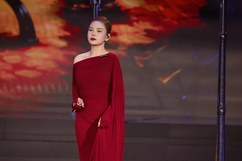 Cuộc sống của ca sĩ Giang Hồng Ngọc ở tuổi 37 Cuộc sống của ca sĩ Giang Hồng Ngọc ở tuổi 37