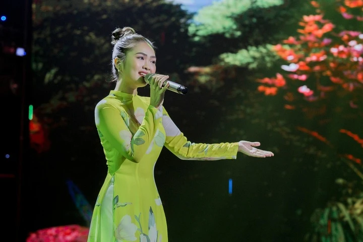 Cuộc sống nhiều ồn ào của quán quân "Giọng hát Việt nhí" Thiện Nhân Cuộc sống nhiều ồn ào của quán quân "Giọng hát Việt nhí" Thiện Nhân