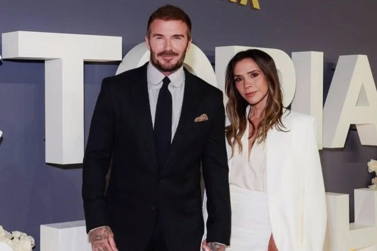 Cuộc sống thảnh thơi nuôi gà, chăm cây của tỷ phú David Beckham Cuộc sống thảnh thơi nuôi gà, chăm cây của tỷ phú David Beckham
