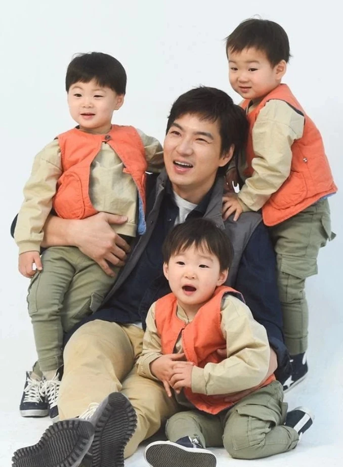 Daehan - Minguk - Manse làm gì mà để bố lên hẳn truyền hình thốt ra: "3 đứa con tôi đã biến mất, giờ chúng như người xa lạ"? Daehan - Minguk - Manse làm gì mà để bố lên hẳn truyền hình thốt ra: "3 đứa con tôi đã biến mất, giờ chúng như người xa lạ"?