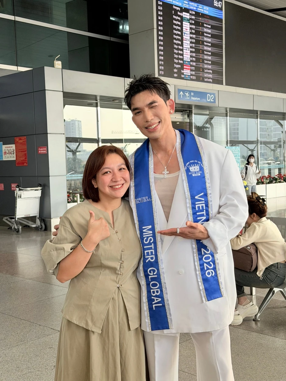 Đại diện Việt Nam mang 70kg hành lý tranh tài tại Nam vương Toàn cầu Đại diện Việt Nam mang 70kg hành lý tranh tài tại Nam vương Toàn cầu