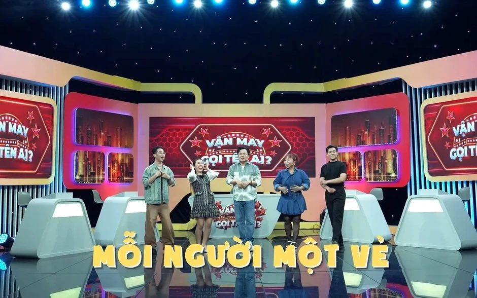Đại Nghĩa "đứng hình" trước dàn diễn viên trẻ xuất hiện trong Vận may gọi tên ai Đại Nghĩa "đứng hình" trước dàn diễn viên trẻ xuất hiện trong Vận may gọi tên ai