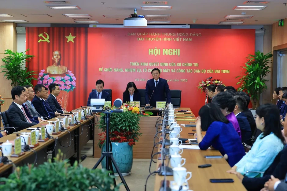 Đài THVN triển khai Quyết định của Bộ Chính trị về chức năng, nhiệm vụ, tổ chức bộ máy và công tác cán bộ Đài THVN triển khai Quyết định của Bộ Chính trị về chức năng, nhiệm vụ, tổ chức bộ máy và công tác cán bộ
