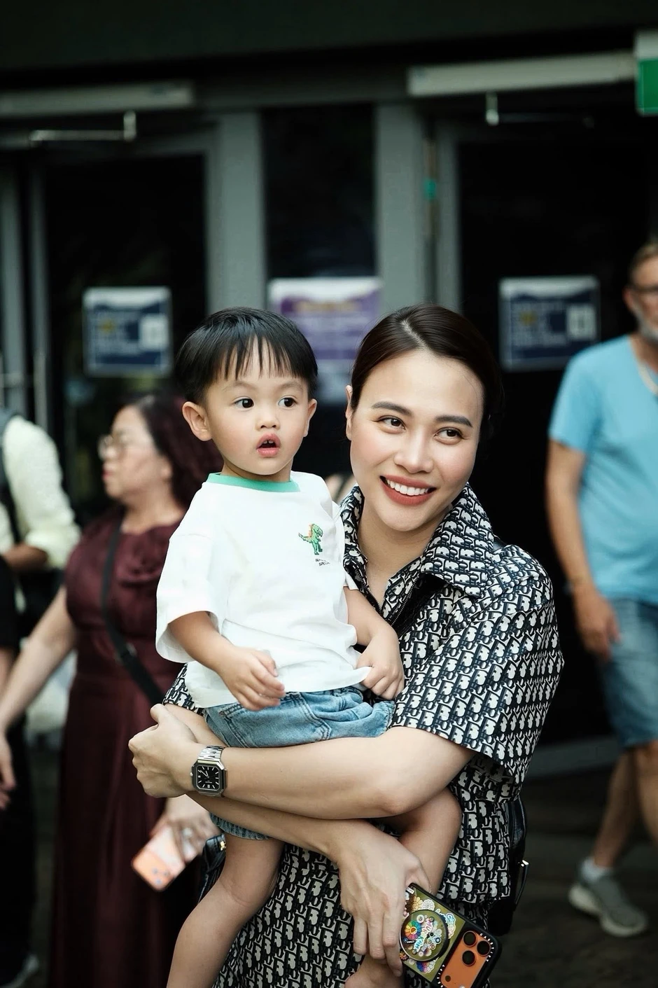 Đàm Thu Trang đáp trả Đàm Thu Trang đáp trả
