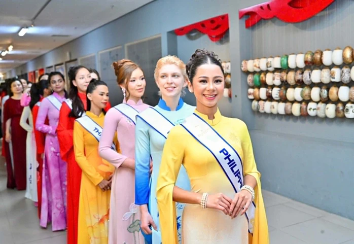 Dàn mỹ nhân quốc tế tìm hiểu di sản văn hóa Việt Nam Dàn mỹ nhân quốc tế tìm hiểu di sản văn hóa Việt Nam