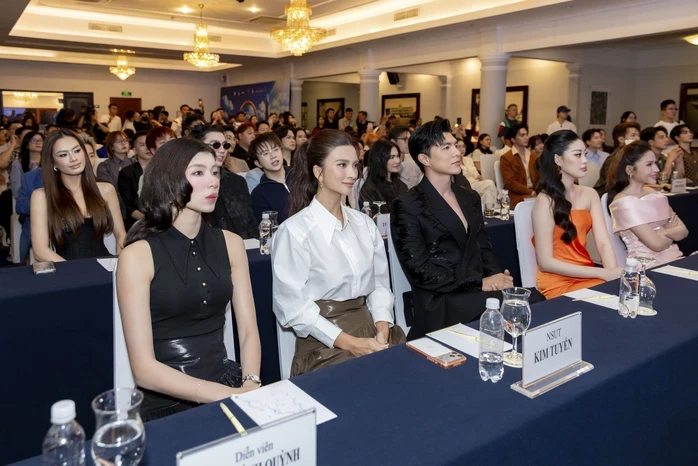 Dàn sao hạng A, hoa hậu và nam vương hội tụ ra mắt series thực tế WOW HO CHI MINH CITY