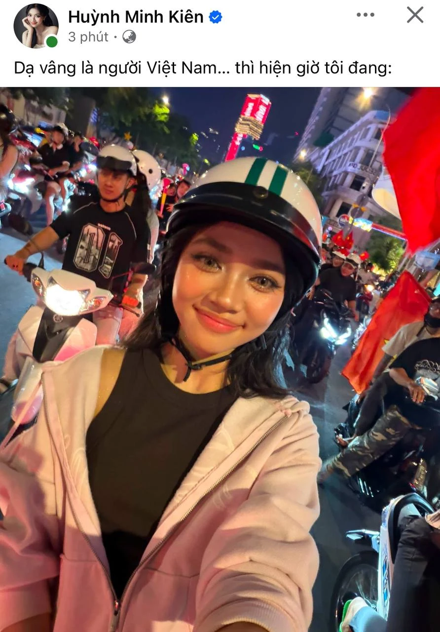 Dàn sao sau chiến thắng của đội tuyển Việt Nam: Tiểu Vy đính chính gấp, Mỹ Tâm vỡ oà, 1 nàng hậu xuống phố! Dàn sao sau chiến thắng của đội tuyển Việt Nam: Tiểu Vy đính chính gấp, Mỹ Tâm vỡ oà, 1 nàng hậu xuống phố!