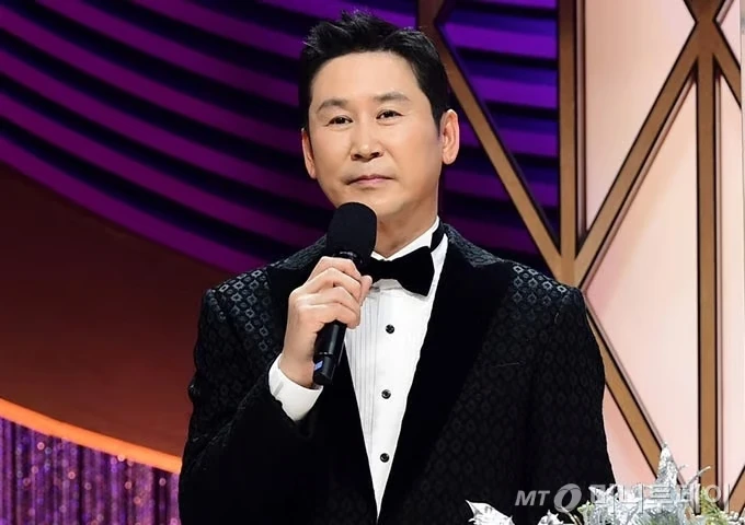 Đang nóng trên MXH: Soobin bị 1 "MC quốc dân" quấy rối, đùa giỡn chuyện nhạy cảm trong show Đang nóng trên MXH: Soobin bị 1 "MC quốc dân" quấy rối, đùa giỡn chuyện nhạy cảm trong show