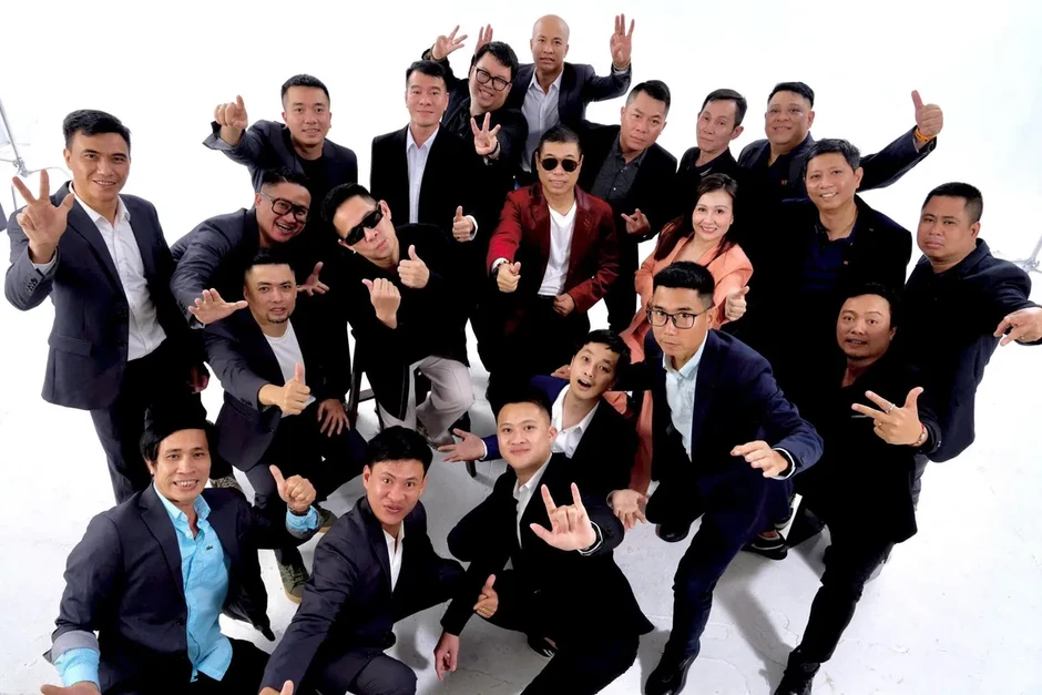 Đạo diễn Bùi Thái Dương: “20 năm một chữ duyên và rất nhiều lần toát mồ hôi hột" Đạo diễn Bùi Thái Dương: “20 năm một chữ duyên và rất nhiều lần toát mồ hôi hột"