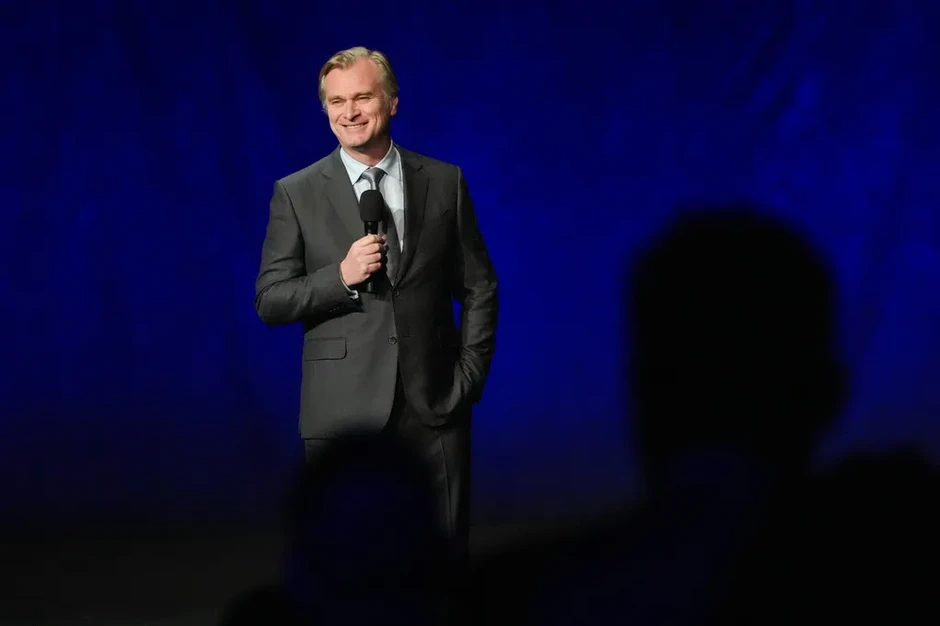 Đạo diễn Christopher Nolan nói về phim mới: "Việc quay phim này quả là một cơn ác mộng" Đạo diễn Christopher Nolan nói về phim mới: "Việc quay phim này quả là một cơn ác mộng"