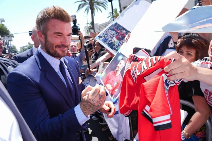 David Beckham nhận sao trên Đại lộ Danh vọng Hollywood David Beckham nhận sao trên Đại lộ Danh vọng Hollywood
