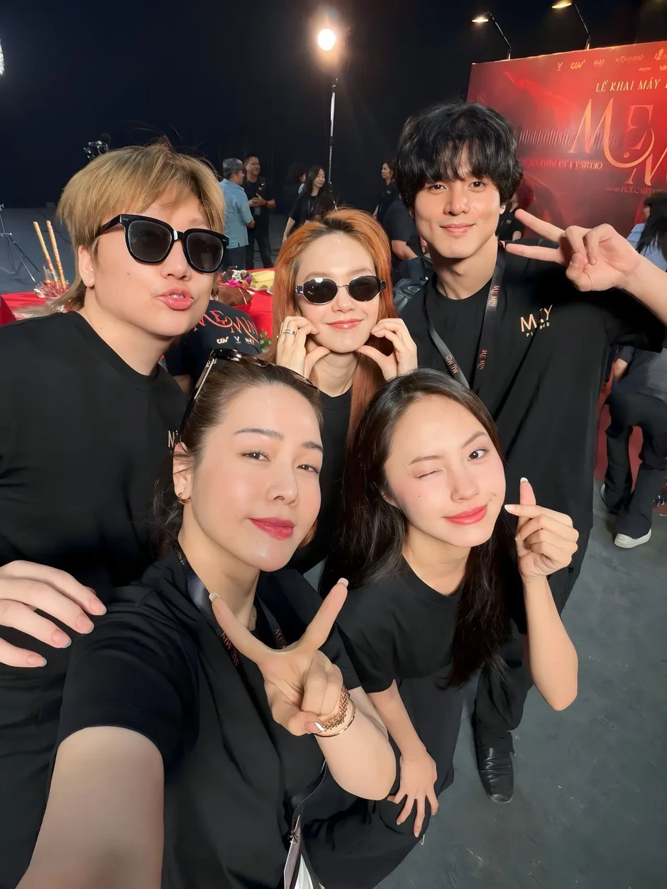 Điểm tin sao Việt: Minh Hằng, Nhật Kim Anh, Midu tái xuất điện ảnh Điểm tin sao Việt: Minh Hằng, Nhật Kim Anh, Midu tái xuất điện ảnh
