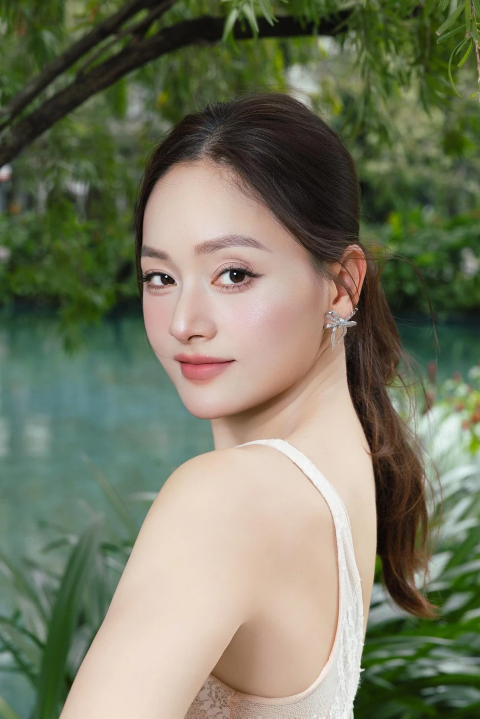 Diễn viên Lan Phương chia sẻ gây chú ý sau khi thắng kiện ly hôn chồng Tây Diễn viên Lan Phương chia sẻ gây chú ý sau khi thắng kiện ly hôn chồng Tây