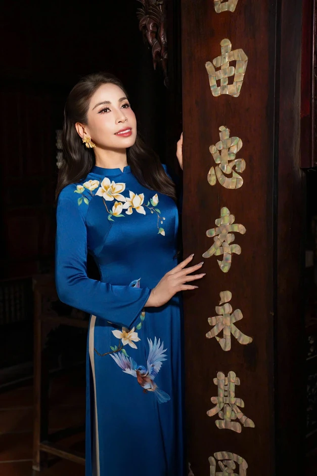 Diễn viên Lý Hương tiết lộ về cách giáo dục con gái Diễn viên Lý Hương tiết lộ về cách giáo dục con gái