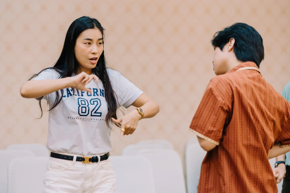 Diễn viên Phạm Yến tái xuất với vai Hoàng hậu Thi Thi, NSND Trịnh Kim Chi nói thẳng: "Chị tin em" Diễn viên Phạm Yến tái xuất với vai Hoàng hậu Thi Thi, NSND Trịnh Kim Chi nói thẳng: "Chị tin em"