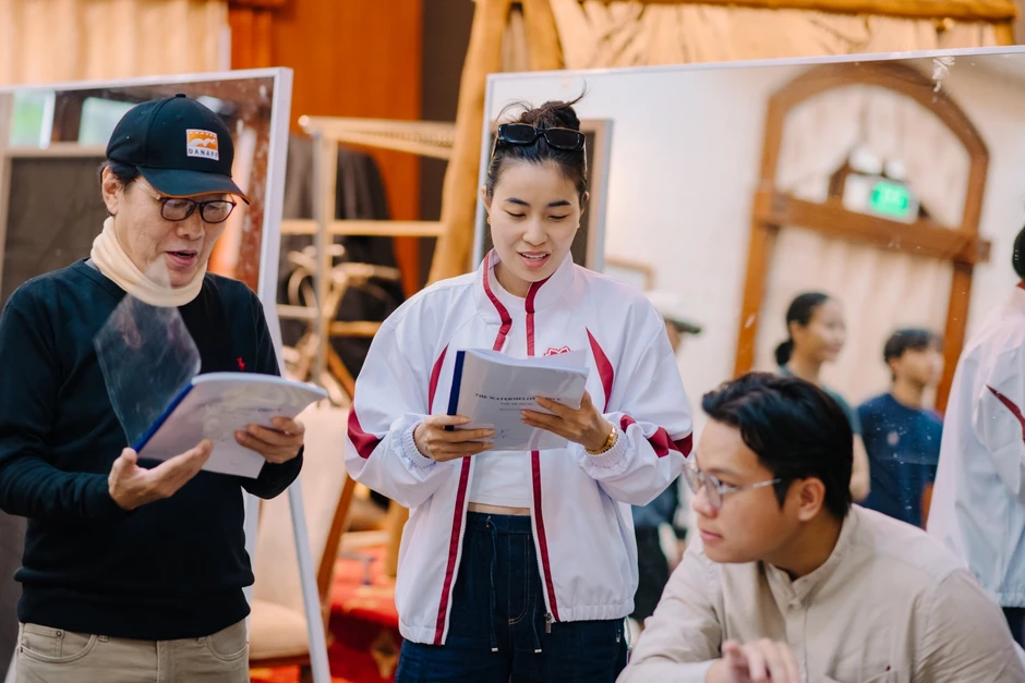 Diễn viên Phạm Yến tái xuất với vai Hoàng hậu Thi Thi, NSND Trịnh Kim Chi nói thẳng: "Chị tin em" Diễn viên Phạm Yến tái xuất với vai Hoàng hậu Thi Thi, NSND Trịnh Kim Chi nói thẳng: "Chị tin em"