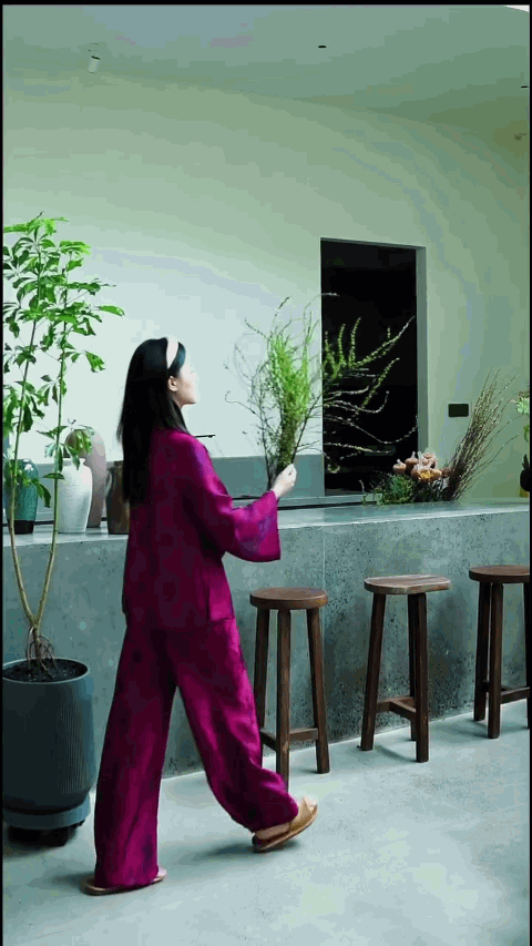 Diễn viên SN 1989 tốt nghiệp Á khoa Thạc sĩ: 35 tuổi cưới thiếu gia tập đoàn nhựa, sống chill trong căn biệt thự ven sông Diễn viên SN 1989 tốt nghiệp Á khoa Thạc sĩ: 35 tuổi cưới thiếu gia tập đoàn nhựa, sống chill trong căn biệt thự ven sông
