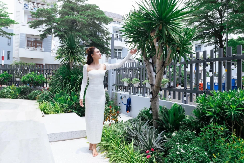 Diễn viên SN 1990 được đặc cách tốt nghiệp đại học: Giờ là sao hạng A showbiz, U40 vẫn độc trong biệt thự Sài thành Diễn viên SN 1990 được đặc cách tốt nghiệp đại học: Giờ là sao hạng A showbiz, U40 vẫn độc trong biệt thự Sài thành