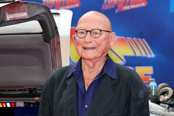 Diễn viên Top Gun James Tolkan qua đời Diễn viên Top Gun James Tolkan qua đời