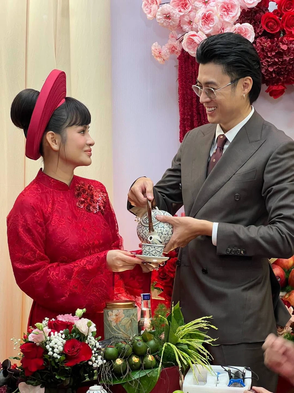 Diễn viên ‘Về nhà đi con’ cưới Diễn viên ‘Về nhà đi con’ cưới
