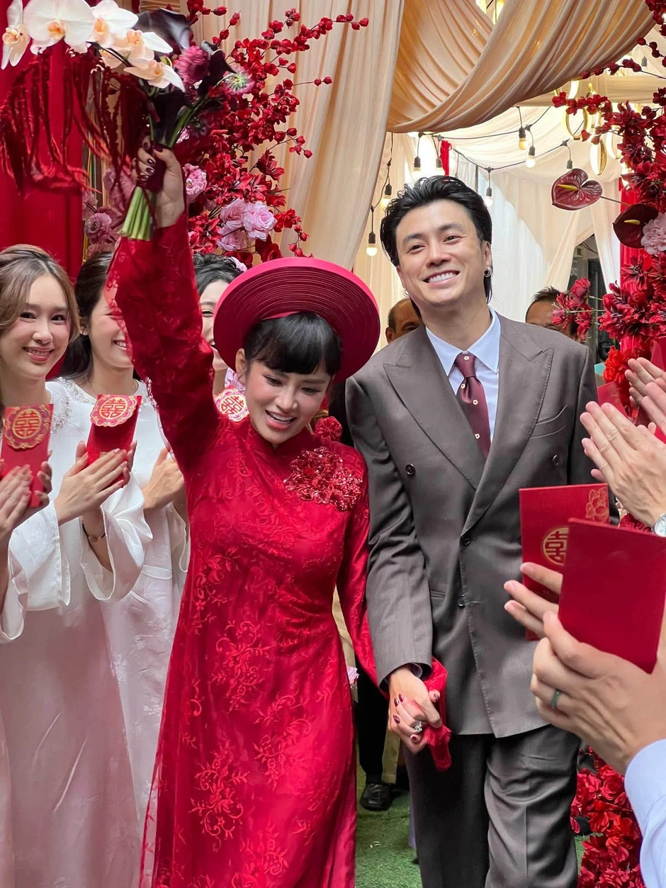 Diễn viên ‘Về nhà đi con’ cưới Diễn viên ‘Về nhà đi con’ cưới
