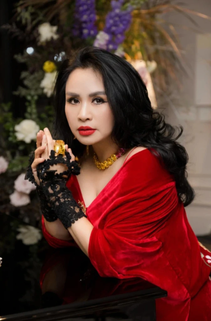 Diva đầu tiên là Nghệ sĩ Nhân dân: 3 lần vinh danh quốc tế, 17 tuổi đã lập kỳ tích tại Đức