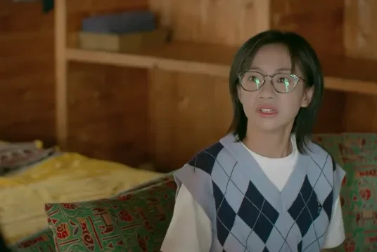 Đồng hồ đếm ngược - Tập 13: Ăn cắp điện thoại của Kiều Thơ để lấy dữ liệu, Thành và Chi gặp nguy hiểm Đồng hồ đếm ngược - Tập 13: Ăn cắp điện thoại của Kiều Thơ để lấy dữ liệu, Thành và Chi gặp nguy hiểm