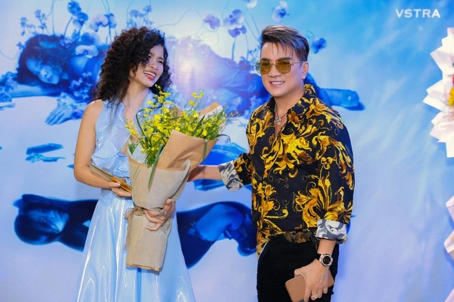 Đồng Lan trở lại showbiz Việt