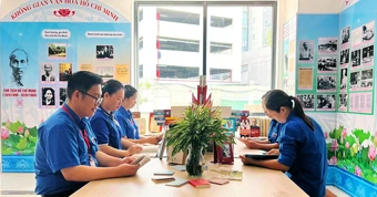 Đưa Không gian văn hóa Hồ Chí Minh lên mạng
