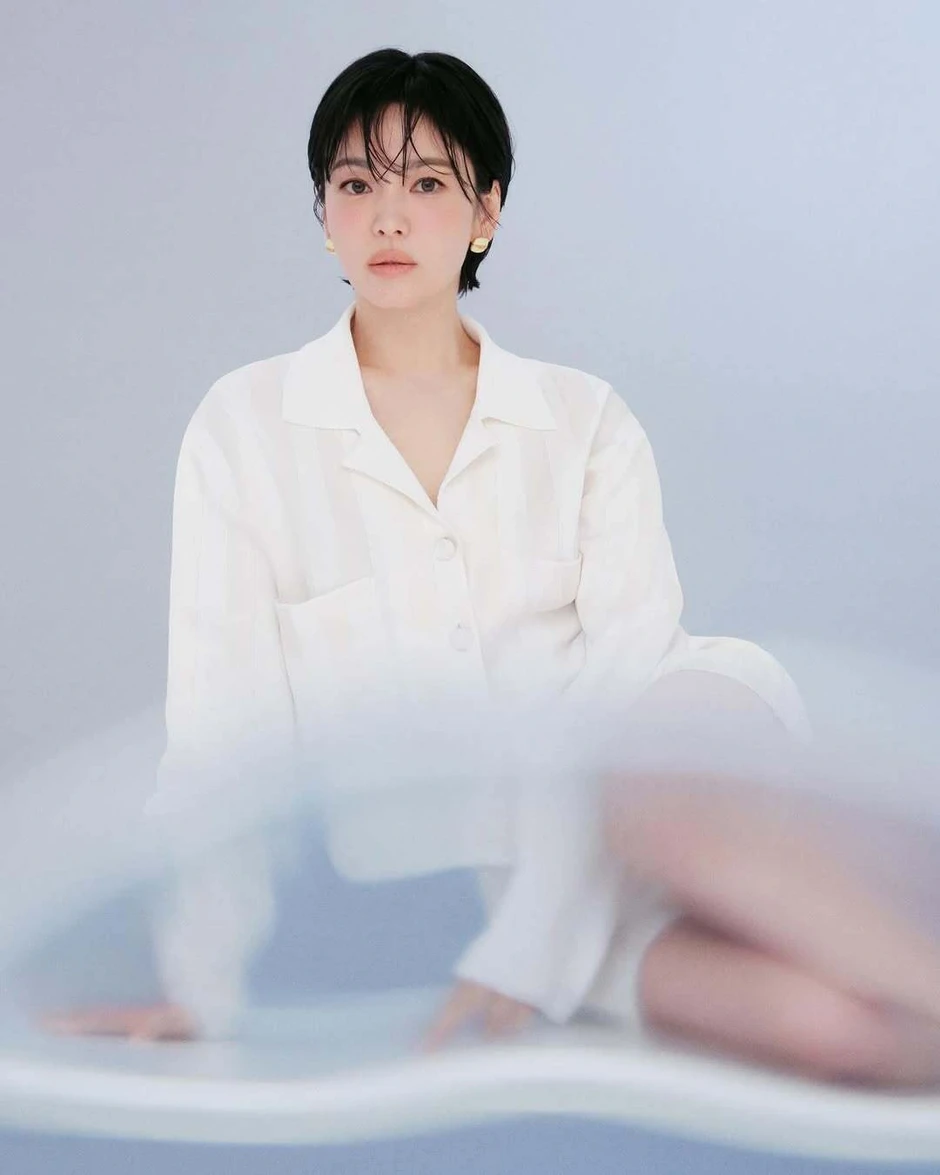 Được hỏi có hạnh phúc hơn tuổi 20 không, Song Hye Kyo trả lời đầy bất ngờ Được hỏi có hạnh phúc hơn tuổi 20 không, Song Hye Kyo trả lời đầy bất ngờ