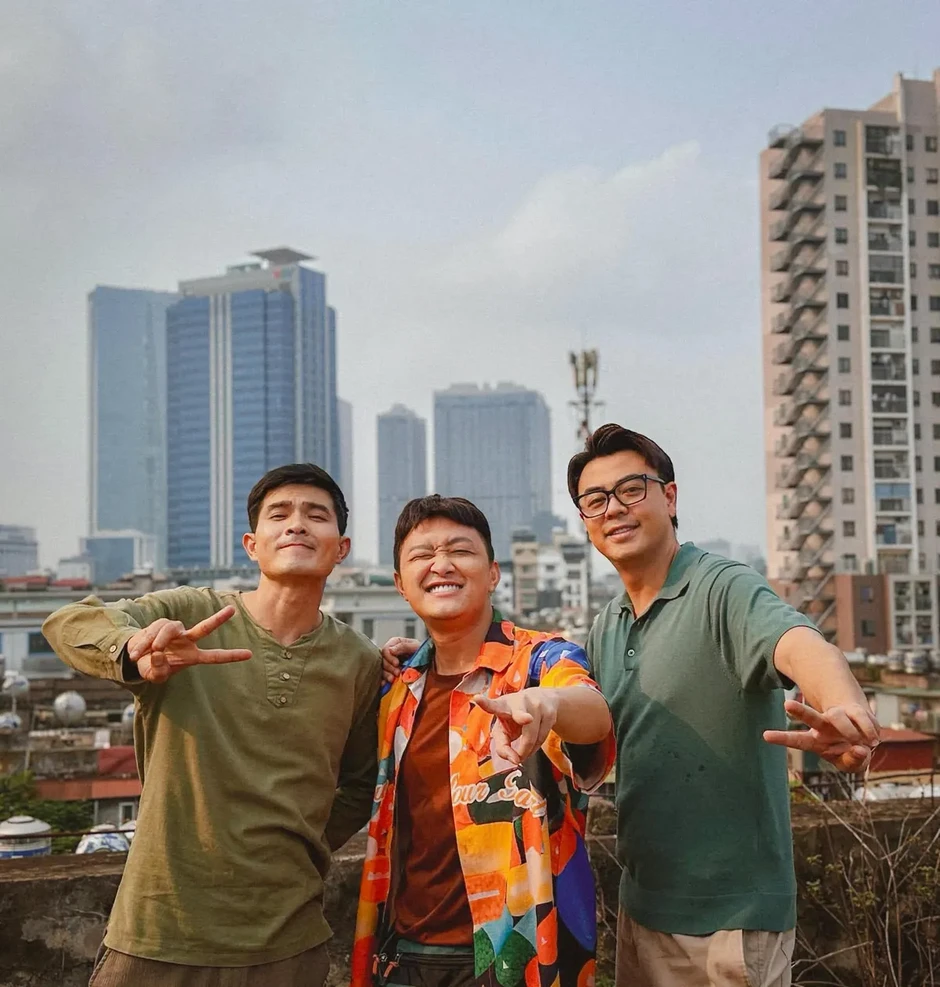 Dưới ô cửa sáng đèn: Quang Sự bật mí cảnh quay 'nhớ đời' với Quỳnh Châu Dưới ô cửa sáng đèn: Quang Sự bật mí cảnh quay 'nhớ đời' với Quỳnh Châu
