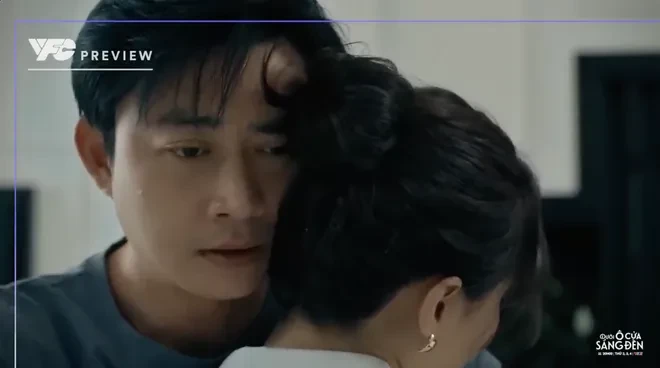 Dưới ô cửa sáng đèn - Tập 12: Diệu liều mạng vay lãi chợ đen, Dương liên tục xin lỗi vợ sau lần ngoại tình Dưới ô cửa sáng đèn - Tập 12: Diệu liều mạng vay lãi chợ đen, Dương liên tục xin lỗi vợ sau lần ngoại tình