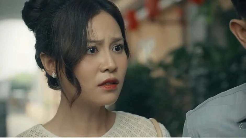 Dưới ô cửa sáng đèn - Tập 12: Vừa bị chồng cắm sừng, vừa thua lỗ công ty, Diệu sống sao? Dưới ô cửa sáng đèn - Tập 12: Vừa bị chồng cắm sừng, vừa thua lỗ công ty, Diệu sống sao?