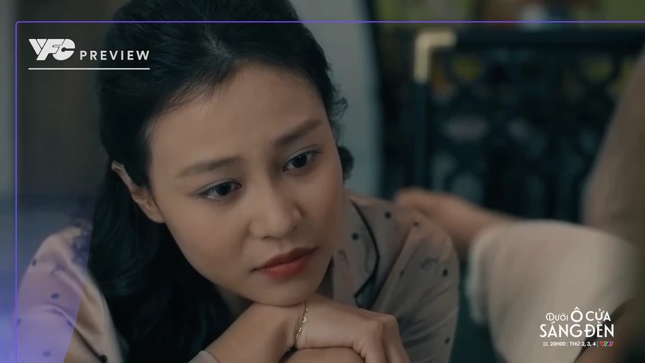 Dưới ô cửa sáng đèn - Tập 13: Diệu buồn vì chồng Dưới ô cửa sáng đèn - Tập 13: Diệu buồn vì chồng