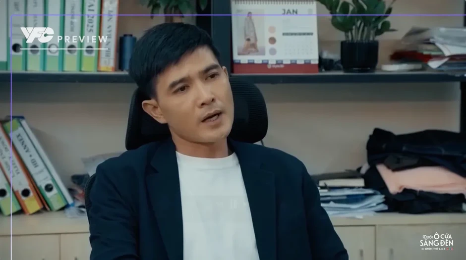 Dưới ô cửa sáng đèn - Tập 18: Dương không đồng ý ký đơn ly hôn, Diệu vẫn kiên quyết chia tay Dưới ô cửa sáng đèn - Tập 18: Dương không đồng ý ký đơn ly hôn, Diệu vẫn kiên quyết chia tay
