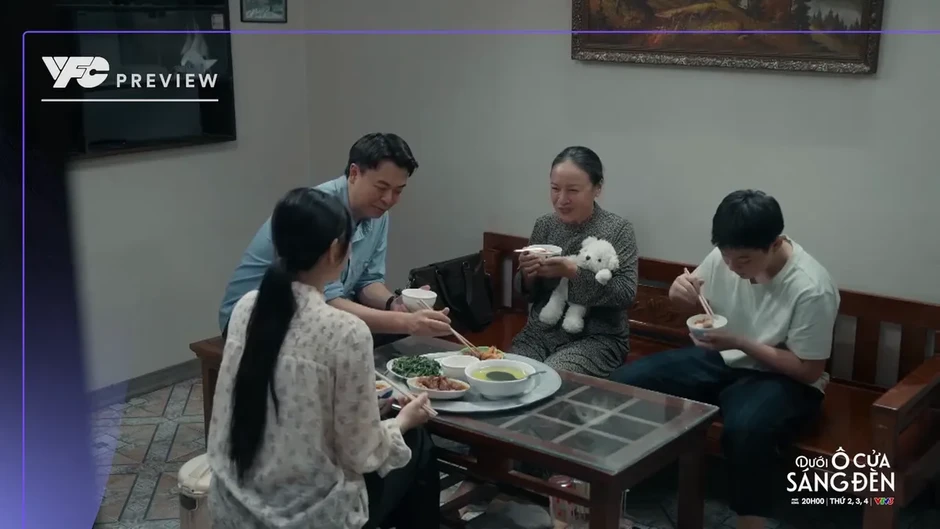 Dưới ô cửa sáng đèn - Tập 22: Diệu bất ngờ tuyên bố Dương là ngoại lệ Dưới ô cửa sáng đèn - Tập 22: Diệu bất ngờ tuyên bố Dương là ngoại lệ