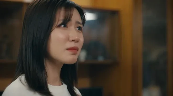 Dưới ô cửa sáng đèn - Tập 23: 'Tổng tài' Sơn mua công ty giúp Diệu? Dưới ô cửa sáng đèn - Tập 23: 'Tổng tài' Sơn mua công ty giúp Diệu?