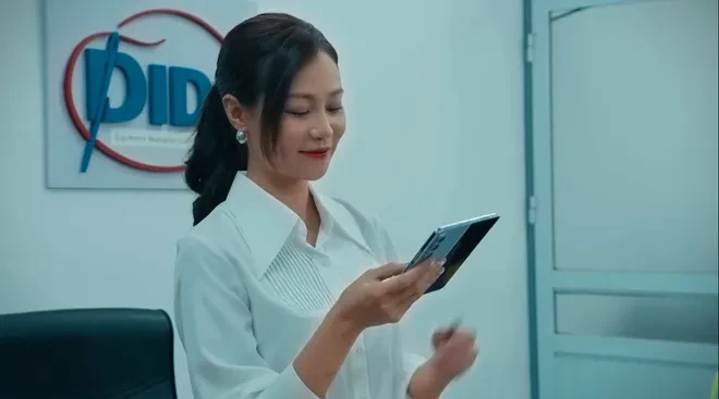 Dưới ô cửa sáng đèn - Tập 29: Có công việc mới, Sinh - Diệu 'tình cảm' trở lại Dưới ô cửa sáng đèn - Tập 29: Có công việc mới, Sinh - Diệu 'tình cảm' trở lại