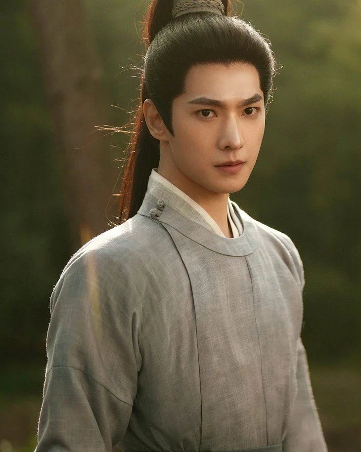 Dương Dương gây sốt với vai Triển Chiêu trong Vũ Lâm Linh Dương Dương gây sốt với vai Triển Chiêu trong Vũ Lâm Linh