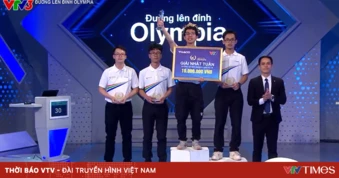 Đường lên đỉnh Olympia: Nam sinh Sơn La xuất sắc giữ chuỗi đứng đầu đoàn leo núi