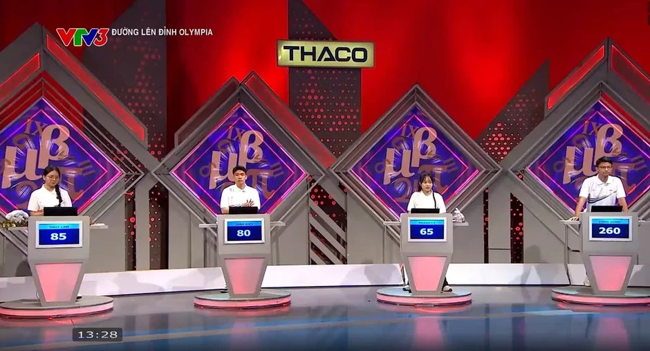 Đường lên đỉnh Olympia: Phong độ áp đảo, nam sinh Hà Tĩnh băng băng về đích Đường lên đỉnh Olympia: Phong độ áp đảo, nam sinh Hà Tĩnh băng băng về đích