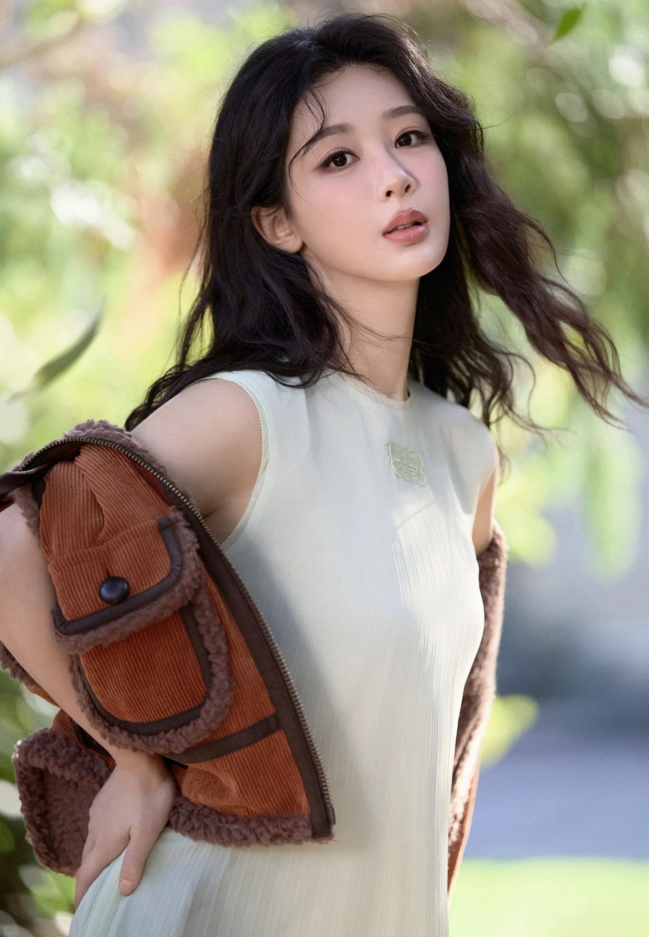 Dương Mịch, Angelababy 'đè bẹp' đàn em