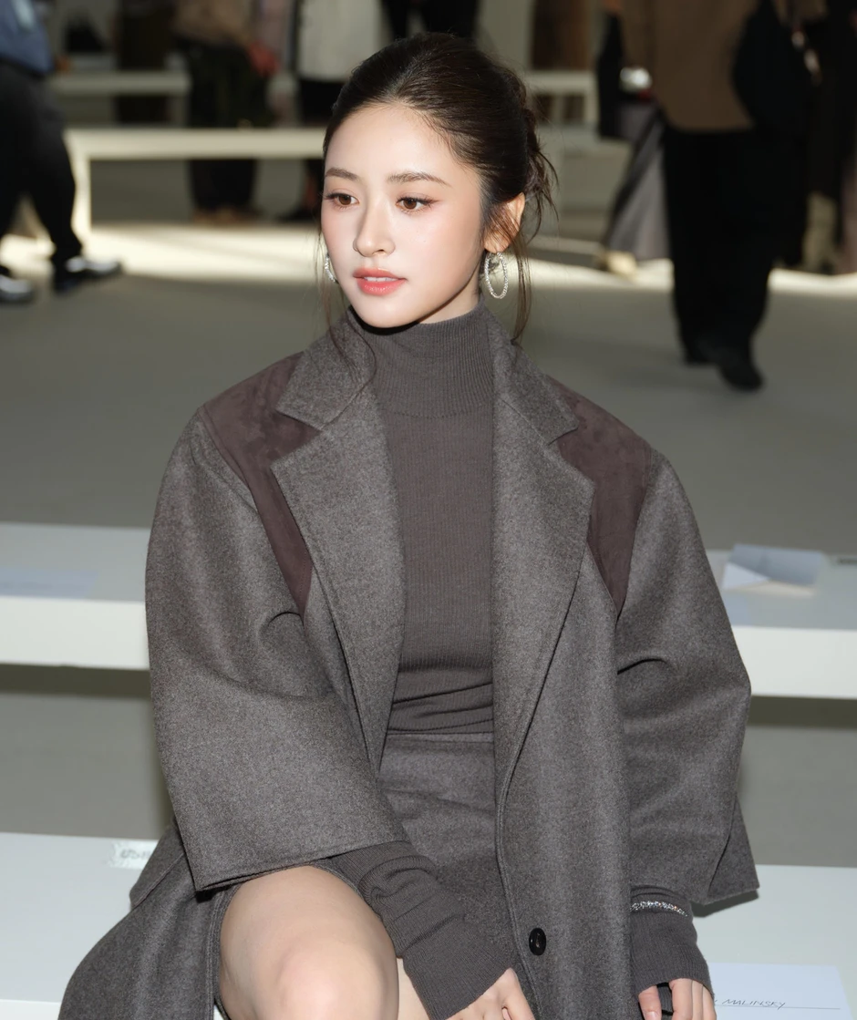 Dương Mịch, Angelababy 'đè bẹp' đàn em