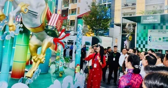 Đường sách Tết Bính Ngọ 2026 tại TP HCM đạt doanh thu gần 5 tỉ đồng