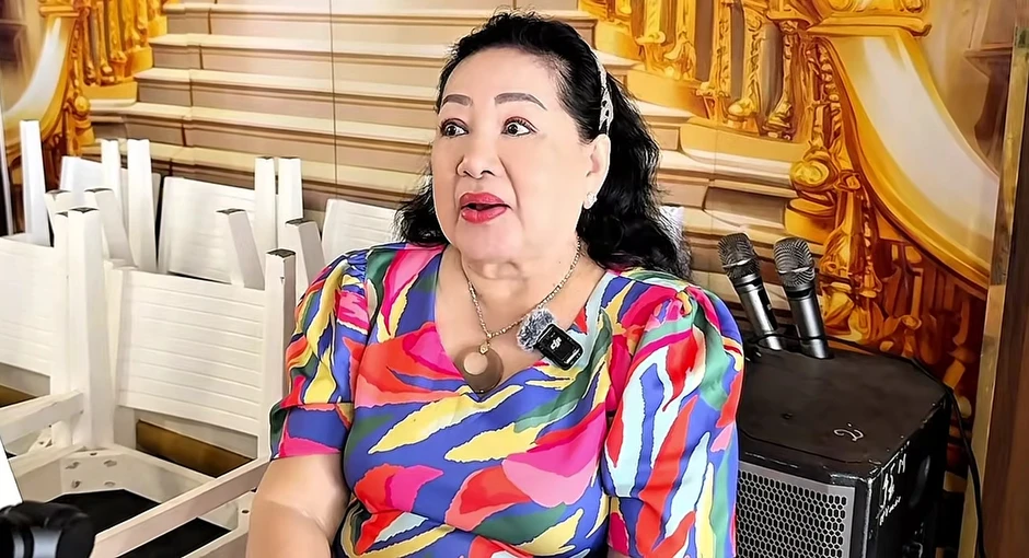 Em gái nữ NSND đình đám miền Nam nói thẳng về chị ruột Em gái nữ NSND đình đám miền Nam nói thẳng về chị ruột