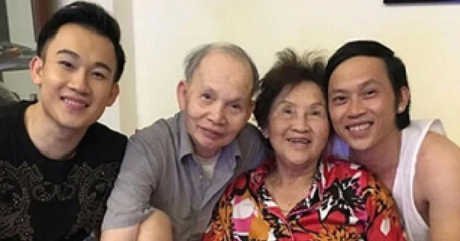 Em ruột Hoài Linh đưa mẹ về Dầu Giây trước khi đi Mỹ Em ruột Hoài Linh đưa mẹ về Dầu Giây trước khi đi Mỹ